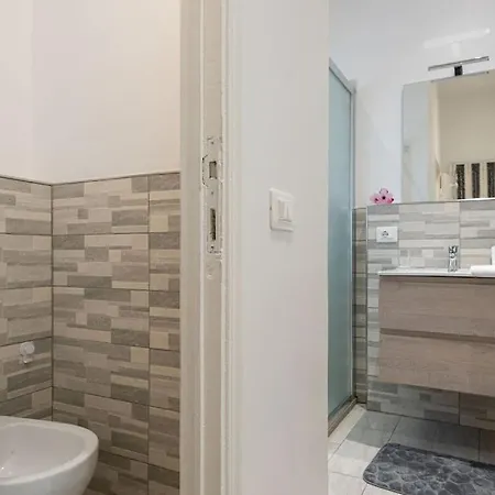 Unyca - Santa Croce Cozy Appartement *